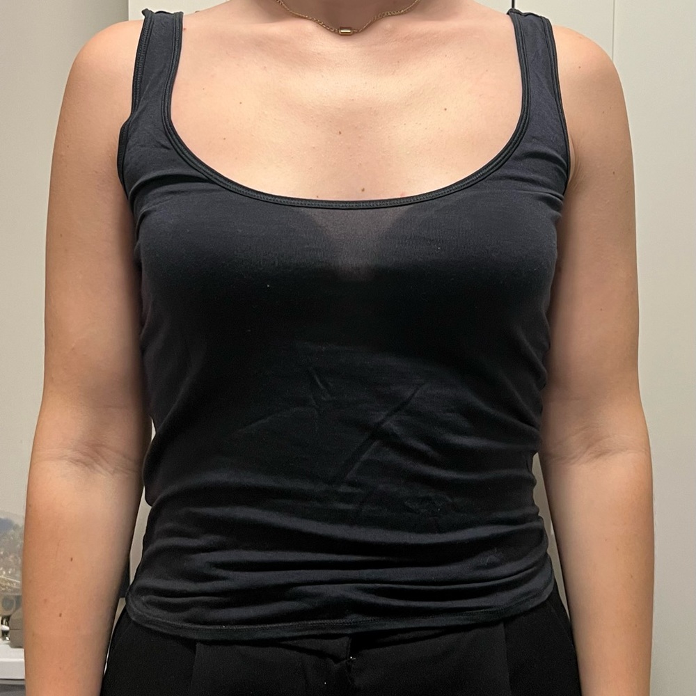 Parade black top